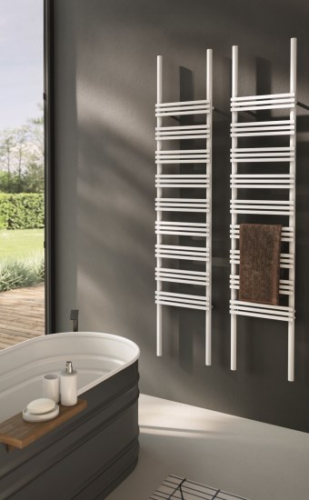 Pioli, il nuovo radiatore moderno disegnato da Andrea Crosetta per Antrax IT: il suo design, sintesi di suggestioni differenti, rievoca con originalità l’archetipo della scala a pioli.
