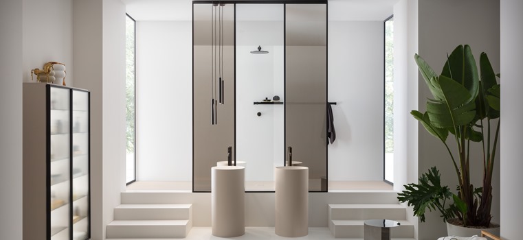 Arredamento bagno completo con Horizon System di Arblu che integra soluzioni per mobili e docce