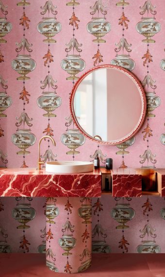 Eclettica Visione è un invito a sperimentare con combinazioni di forme, colori e motivi provenienti da diverse epoche e culture in cui ogni grafica è una fusione di elementi contrastanti che si uniscono in una sorprendente armonia